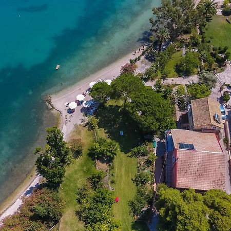 Palmyra Beachfront Studios Nydri  Zewnętrze zdjęcie